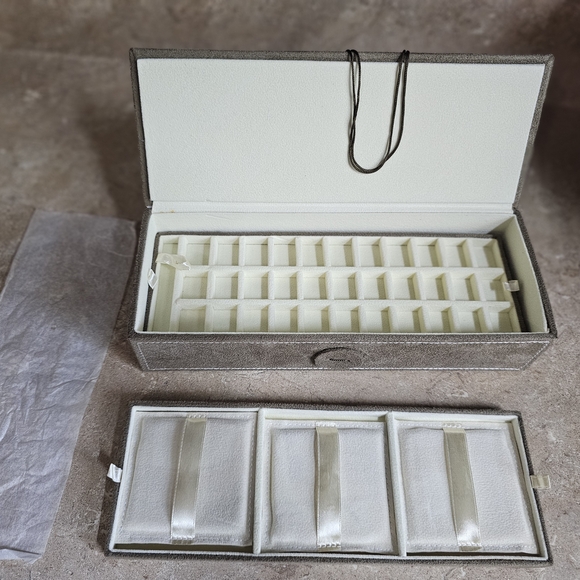 Pandora Jewelry Box - Picture 4 of 7